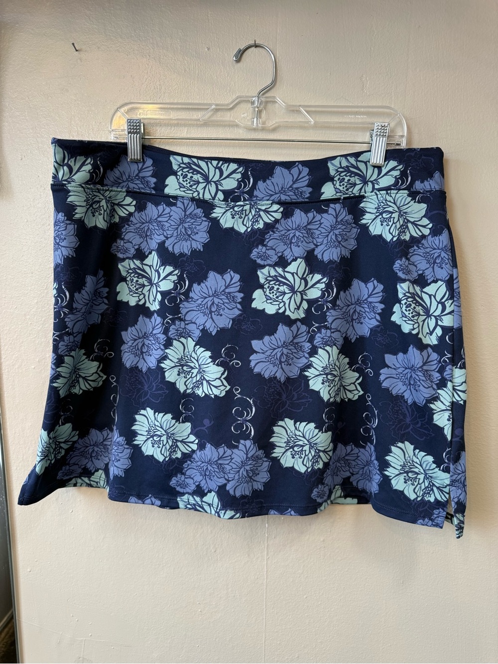 Tranquility Clothing Floral Active Skort XXL Navy Blue Built-In Shorts